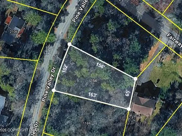 154 Pine Valley Dr, Tobyhanna, PA 18466