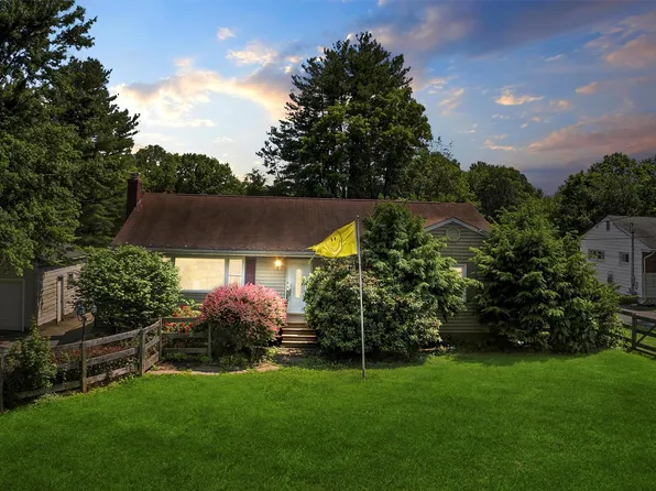 120 Crum Elbow Road, Hyde Park, NY 12538