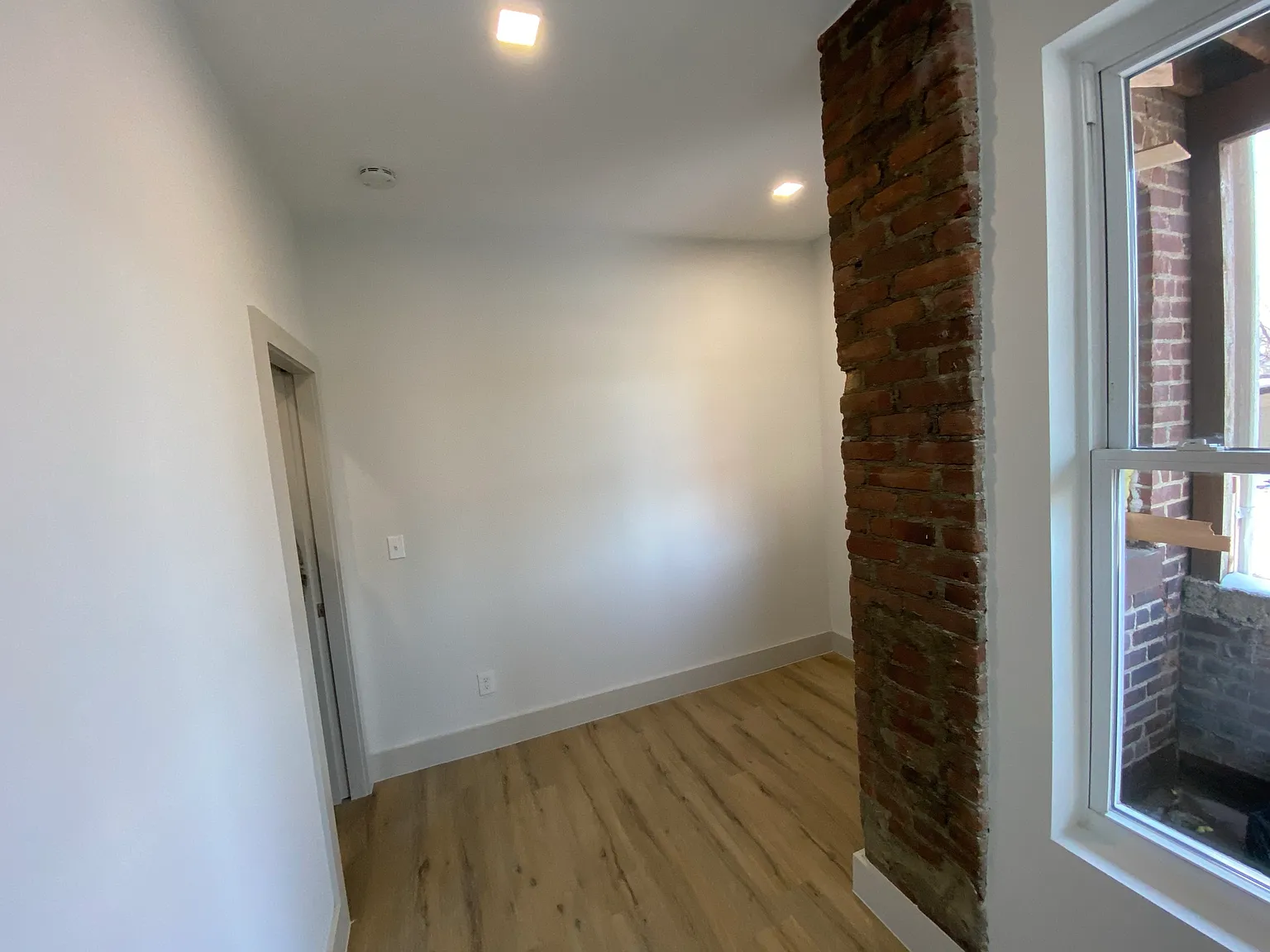 558 Main Street - 558#2A — Photo 4