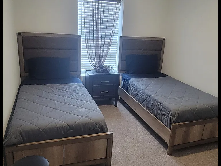 7903 S Magic Dr — Photo 3