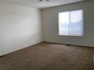 932 Waterfall Dr NE, Rio Rancho, NM 87144