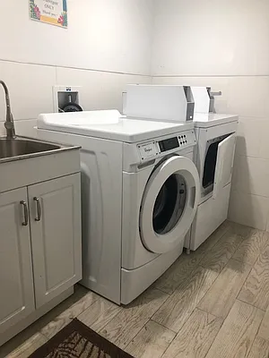 Rented by Oxford Property Group | media 27