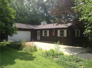 8309 Seasons Rd, Streetsboro, OH 44241