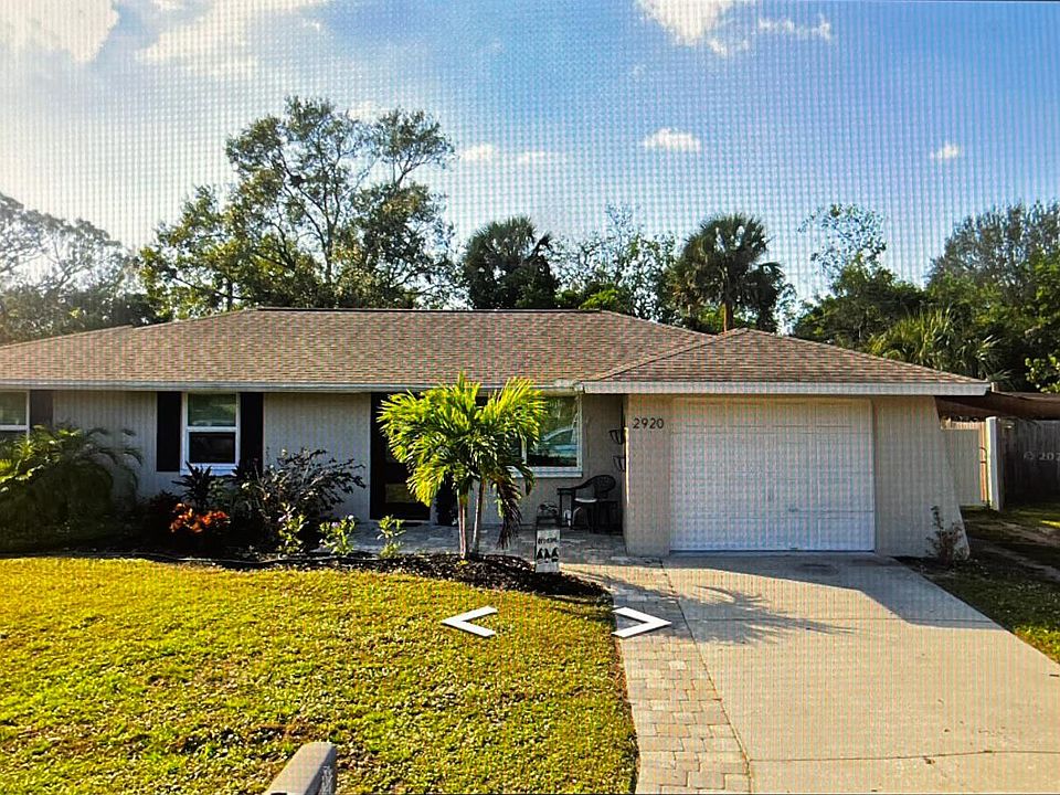 1st image of 2920 Silk Oak Dr
