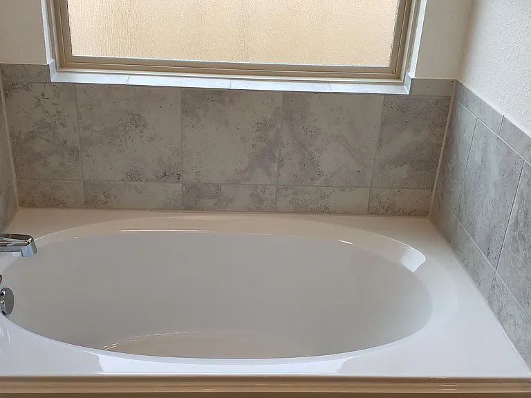 6917 Colorado Bluff Rd — Photo 5