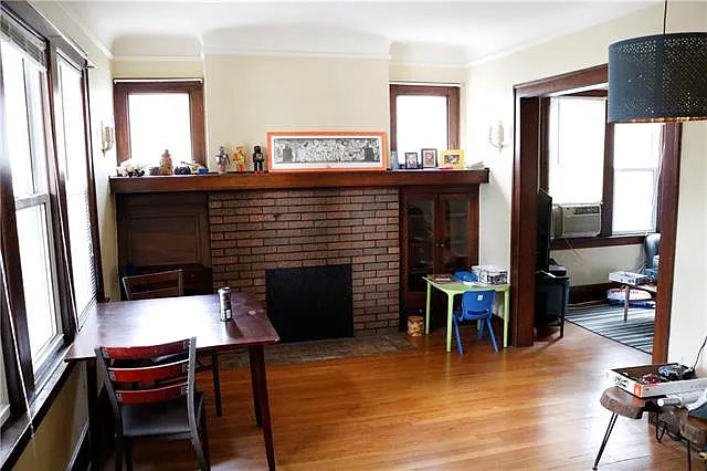 317 Silman St photo 1