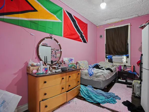 639 Hegeman Avenue image 33 of 43