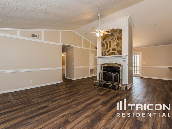 4th image of 901 River Rock Dr