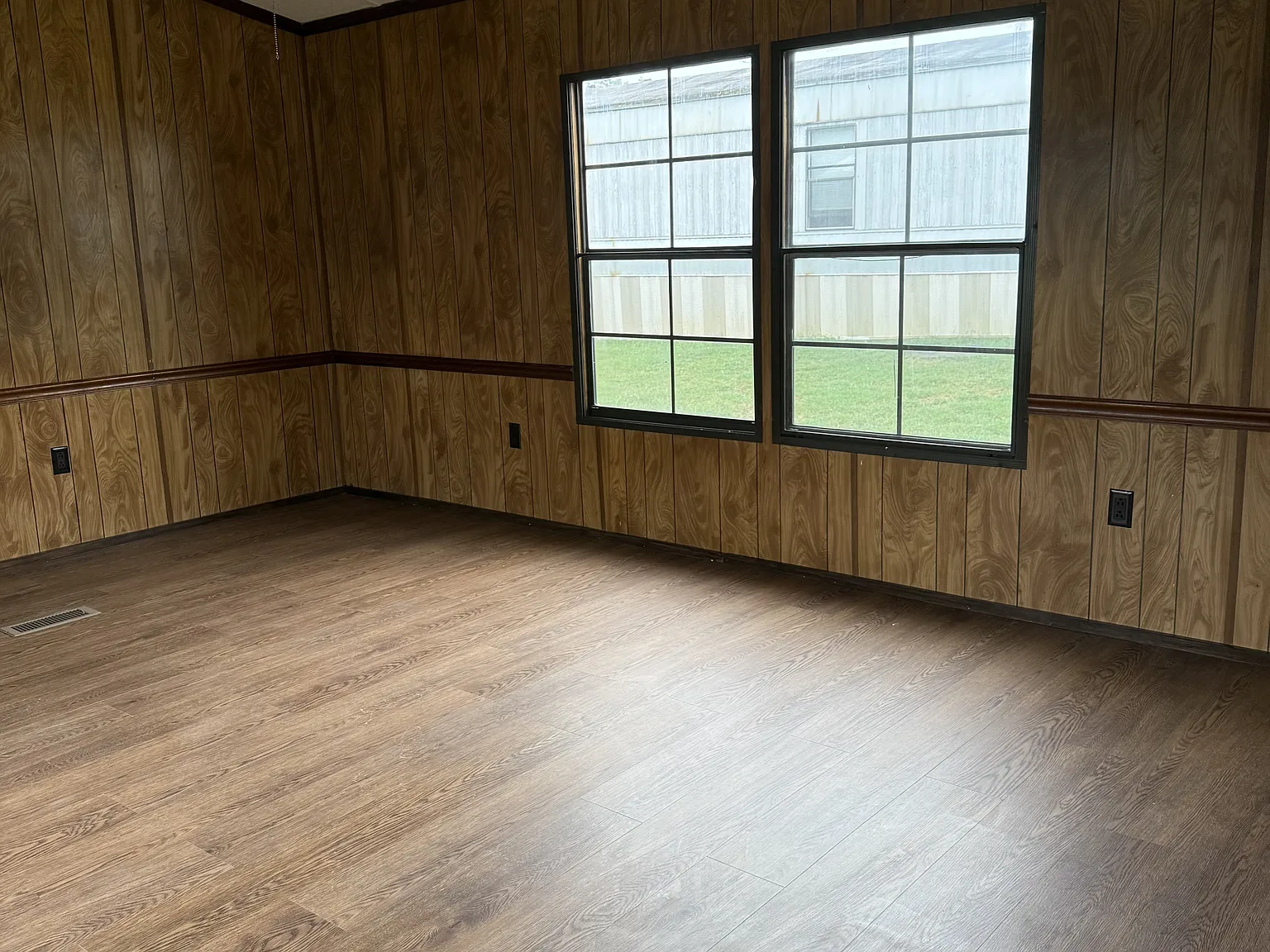 Aviation Estates - Lot 2 — Photo 2
