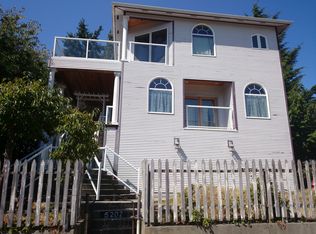 5202 SW Genesee St, Seattle, WA 98116