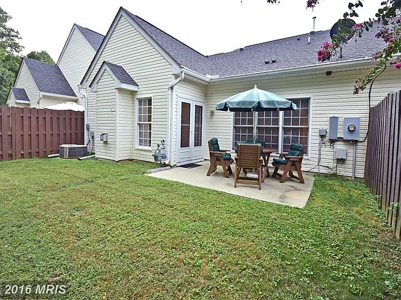 3rd image of 12114 Meadow Branch Way