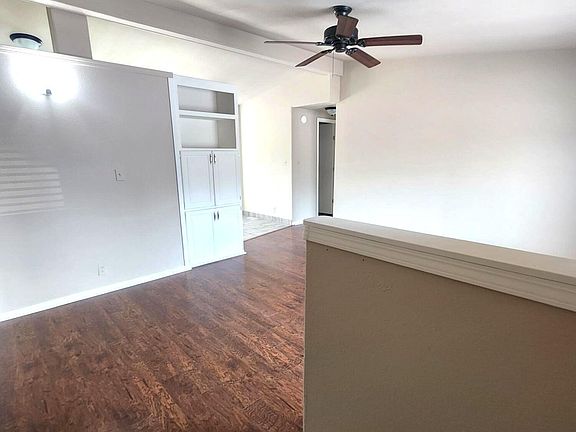 4th image of 623 SW 2nd St