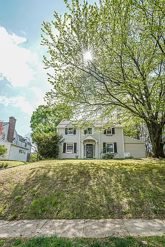 644 Meetinghouse Rd Photo 1