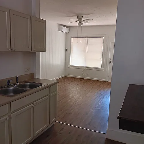 2180 Lakeview Dr #1 Photo 1