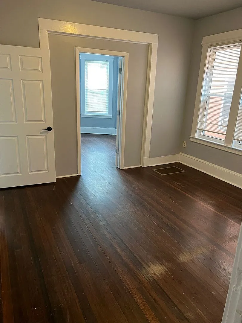705 Orchard — Photo 4