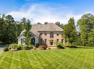 3 Suter Ct, Jackson, NJ 08527