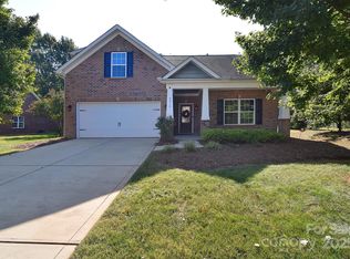 8416 Olde Stonegate Ln, Mint Hill, NC 28227
