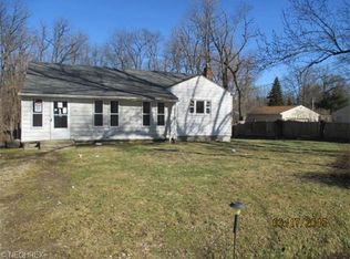 34 Gay Rd, Munroe Falls, OH 44262