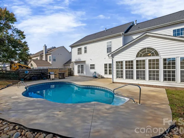 813 Circle Trace Rd, Monroe, NC 28110