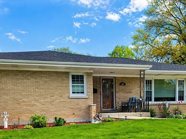 1101 E Washington Blvd, Lombard, IL 60148