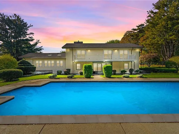 3137 Diamond Hill Rd, Cumberland, RI 02864