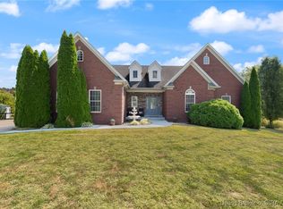 1100 Woodland Trce, Memphis, IN 47143