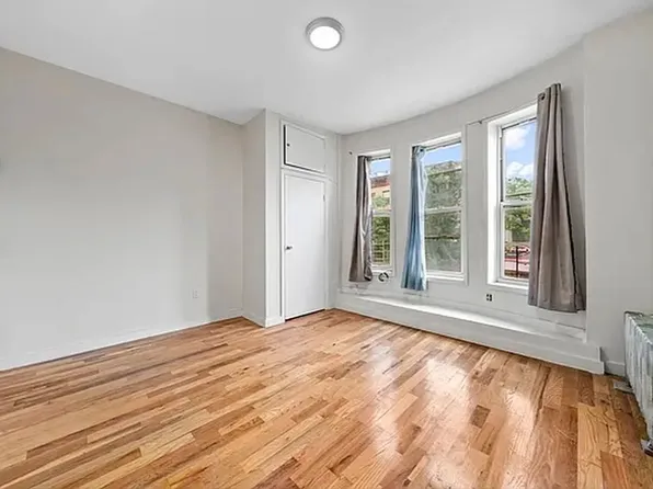 402 Nostrand Avenue image 2 of 4