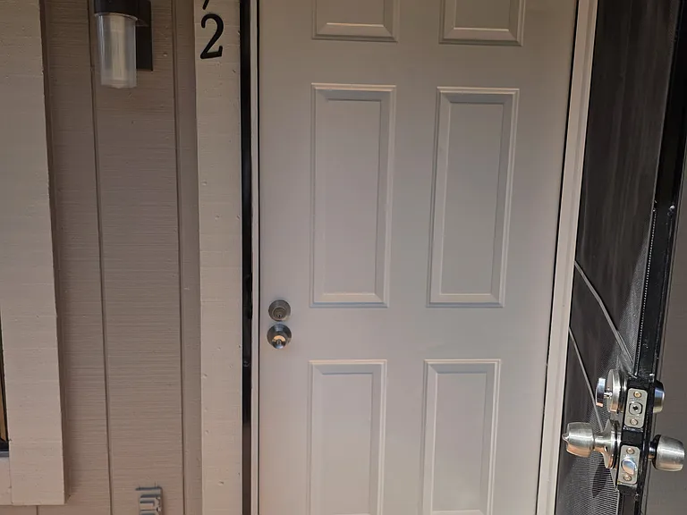 272 Galano Plz — Photo 27