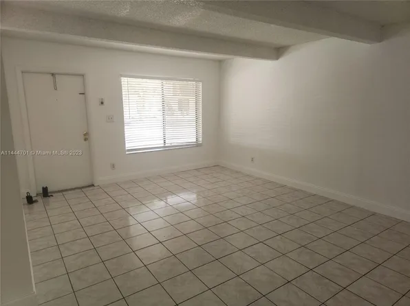 1065 S Flagler Ave APT 702, Pompano Beach, FL 33060