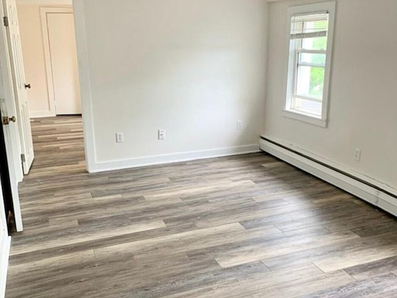 3rd image of 13 Longwood Ave #3