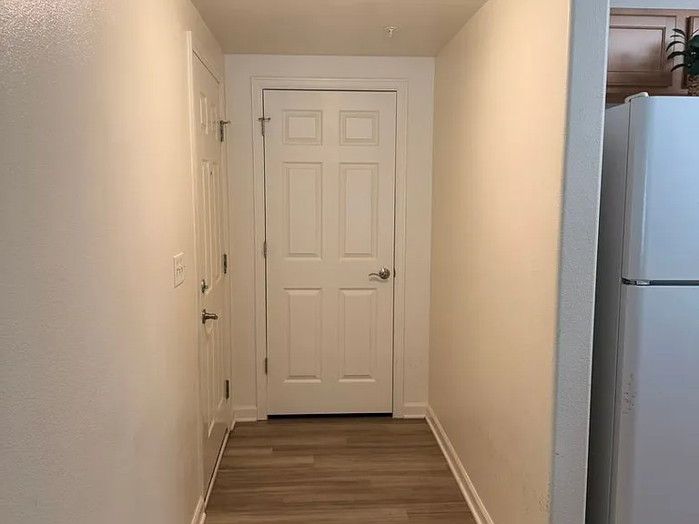 1202 Walnut Ave #4 — Photo 3