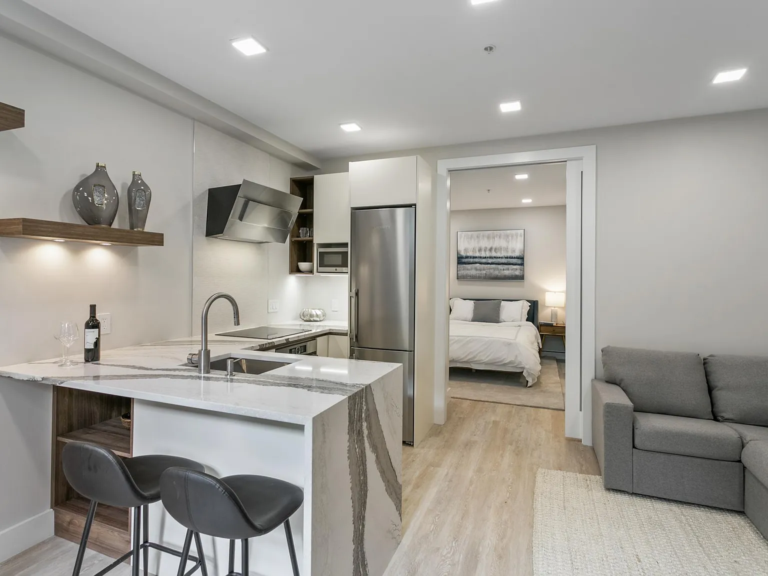 1819 Vernon St NW — Photo 1