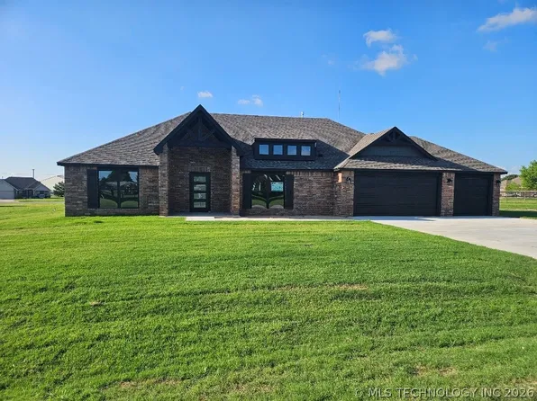 26285 E 102nd St S, Broken Arrow, OK 74014