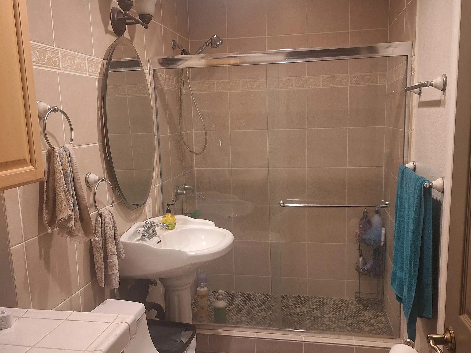 4 bed, 1227 sqft, $1,200 — Photo 4