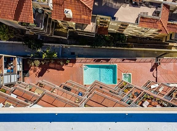 4th image of 531 Esplanade APT 507