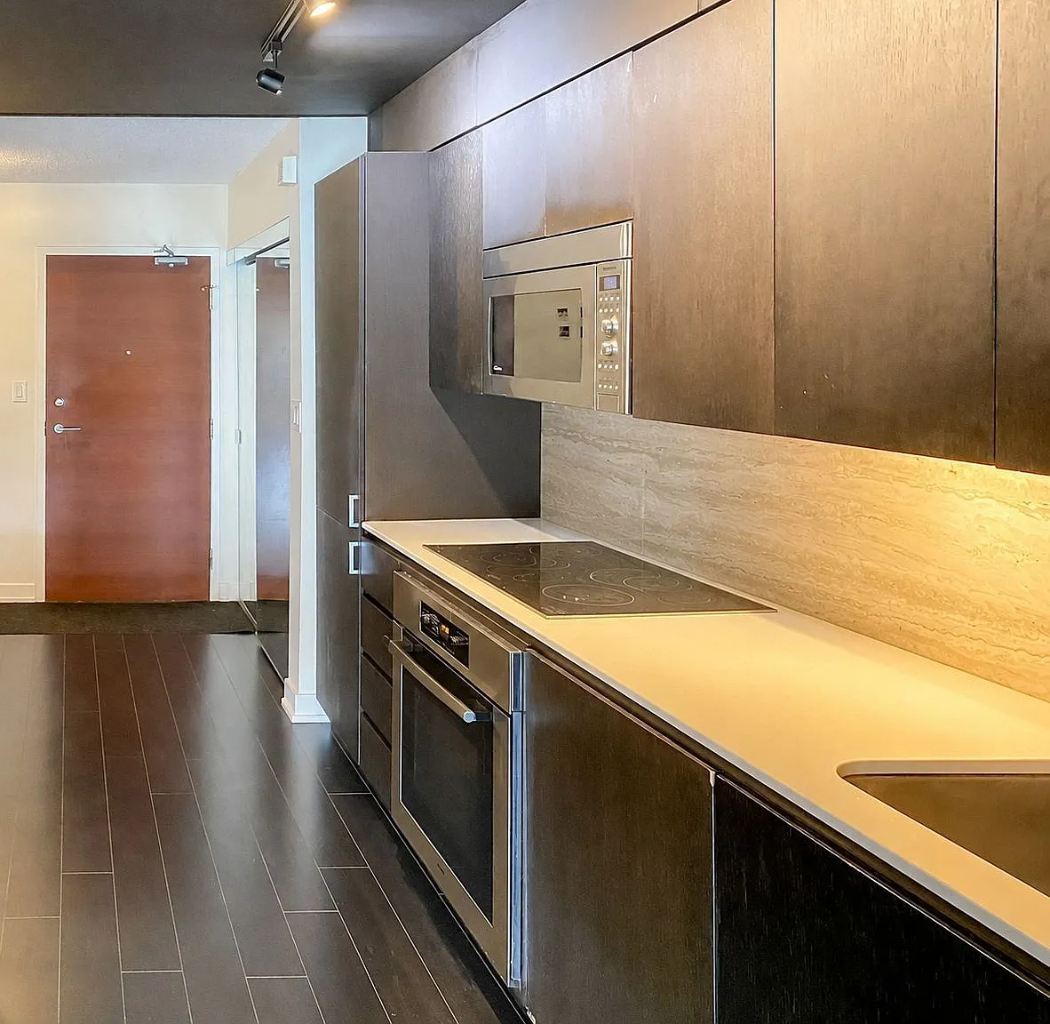 3 bed, $3,800 — Photo 3