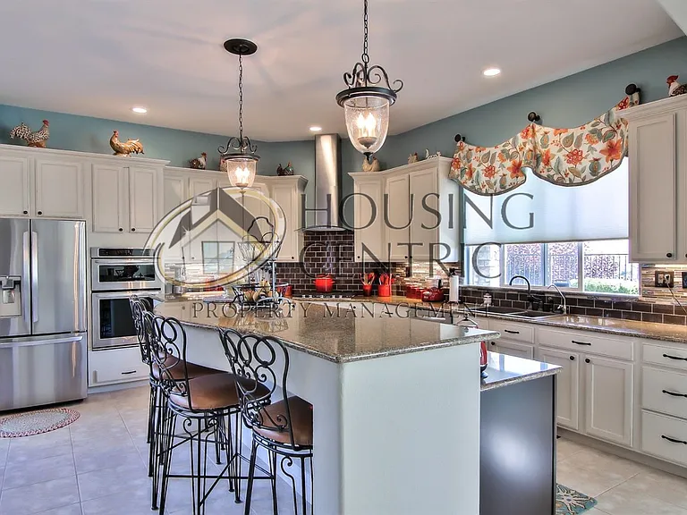 1323 Souza Dr — Photo 8