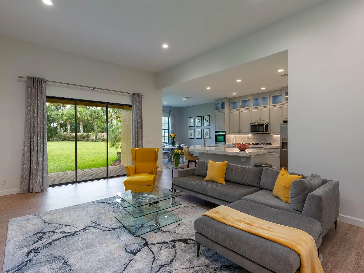 3 bed, 2.0 bath, 1900 sqft, $8,500 — Photo 1