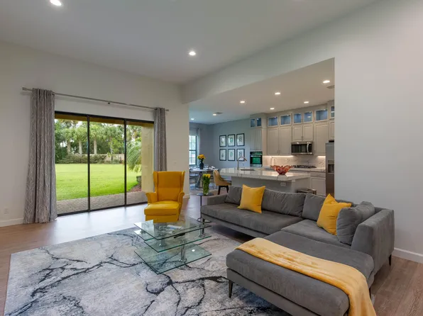 10429 Prato St, Wellington, FL 33414