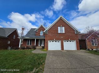 8625 Sanctuary Ln, Louisville, KY