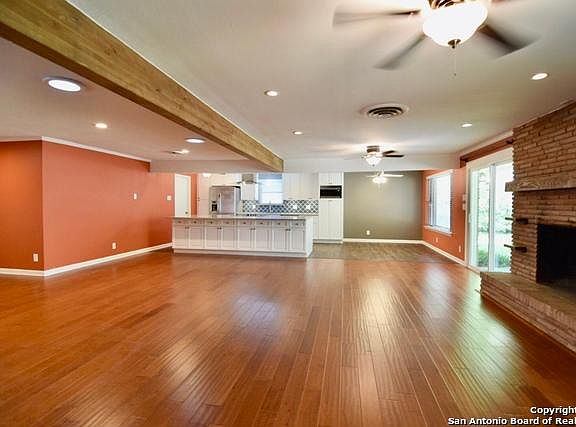 3rd image of 5614 Cleardrift Dr