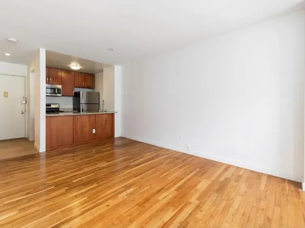 350 West 14th Street image 1 of 5