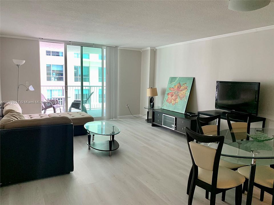 1st image of 1200 Brickell Bay Dr APT 3008