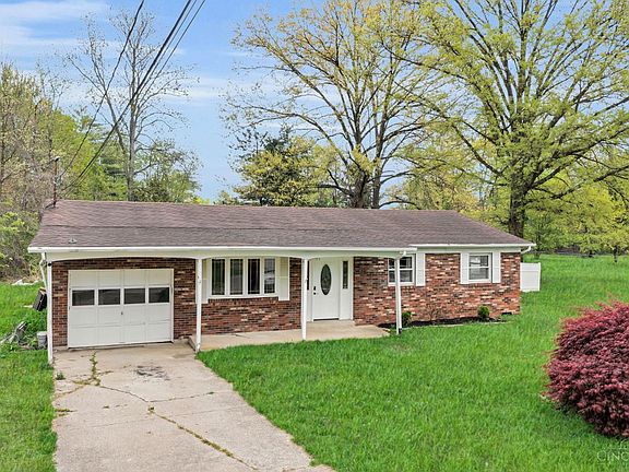3rd image of 4488 Glenwillow Dr