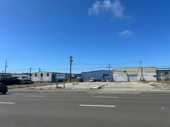 26 W 4th St, Eureka, CA 95501