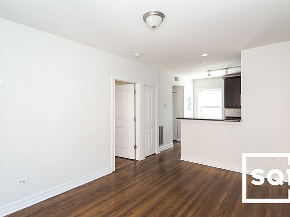 4th image of 3808 N Sheffield Ave #3810-2E