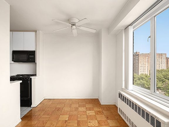 5th image of 392 Central Park W APT 11J