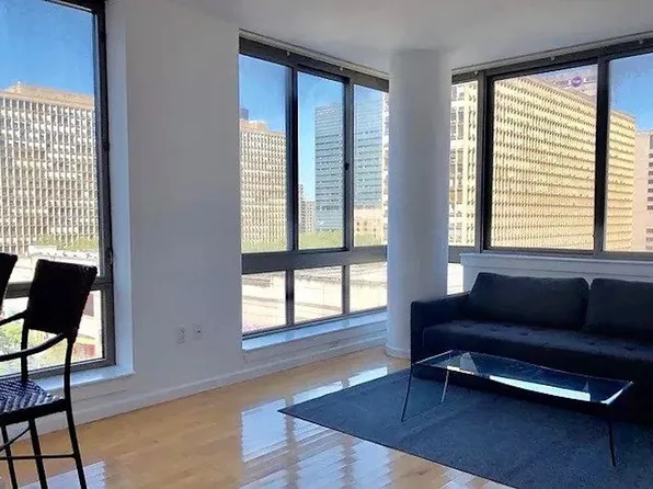 250 E 30th St APT 8B, New York, NY 10016