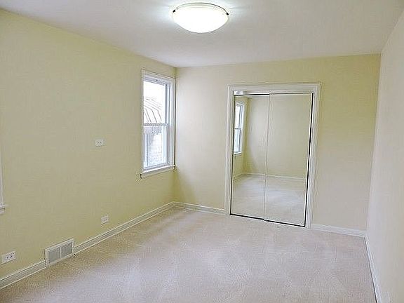 5th image of 2824 W Birchwood Ave