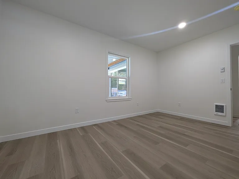4308 NE Sunset Blvd #BB — Photo 14